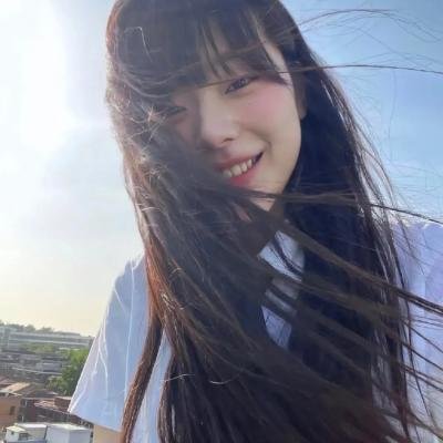 在光影中漫步:罗比穆勒